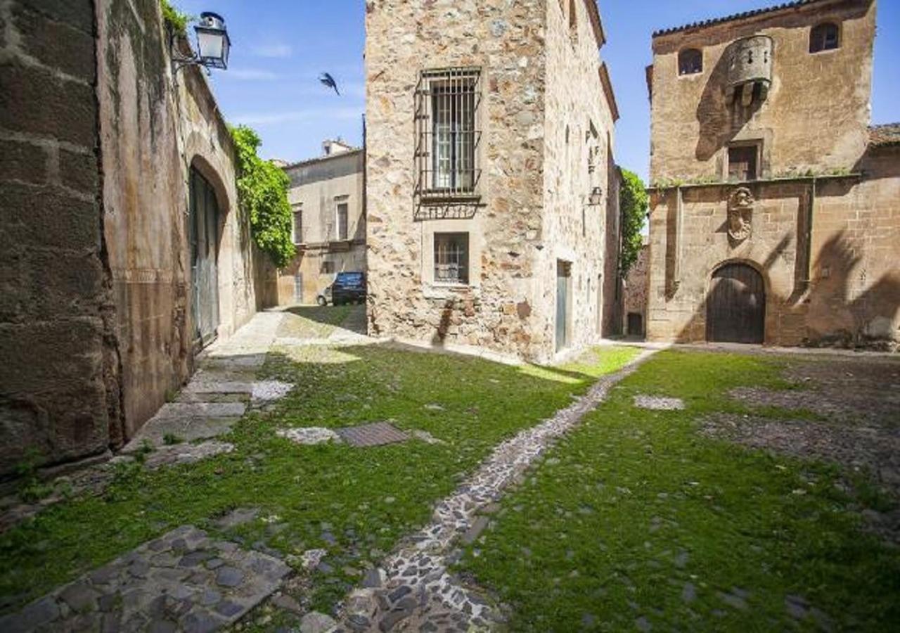 Apartamento Turistico Muralla De Caces Exterior foto