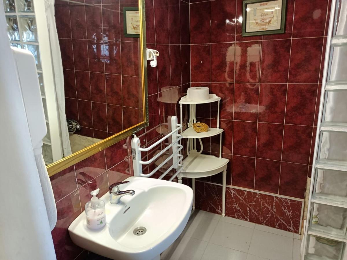 Apartamento Turistico Muralla De Caces Exterior foto
